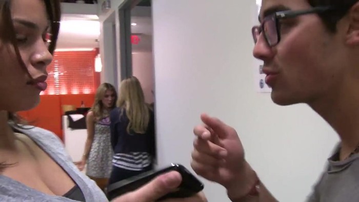 CAMBIO 440 - Demilush - Therealdemilovato Youtube Channel Screencaptures - Cambio oo1