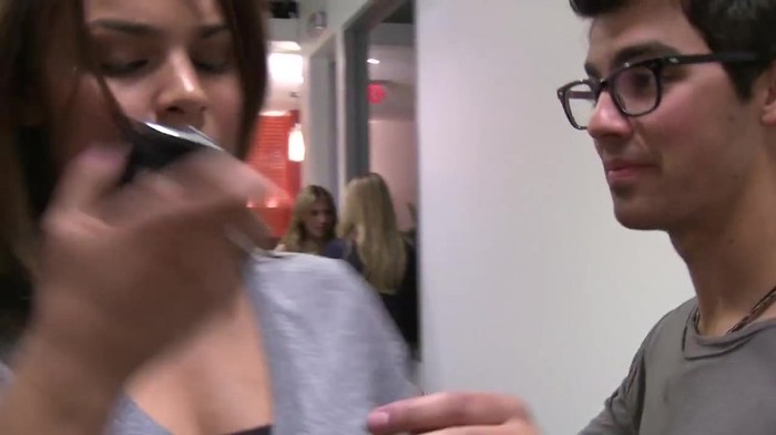 CAMBIO 443 - Demilush - Therealdemilovato Youtube Channel Screencaptures - Cambio oo1