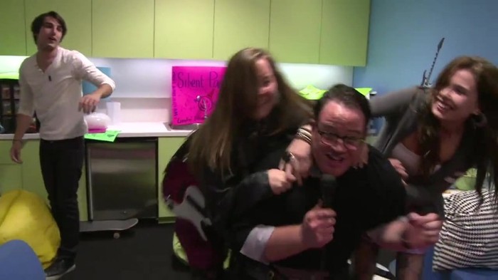 CAMBIO 845 - Demilush - Therealdemilovato Youtube Channel Screencaptures - Cambio oo2