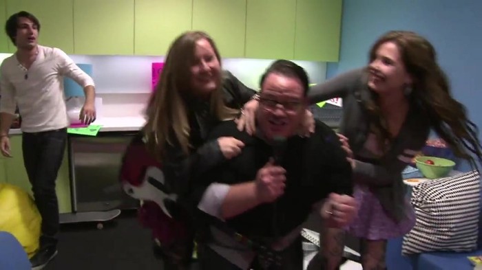 CAMBIO 847 - Demilush - Therealdemilovato Youtube Channel Screencaptures - Cambio oo2