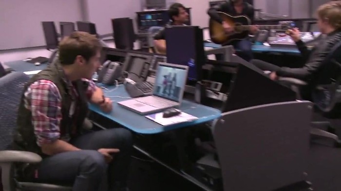 CAMBIO 873 - Demilush - Therealdemilovato Youtube Channel Screencaptures - Cambio oo2