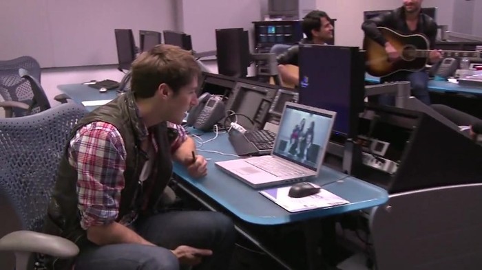 CAMBIO 878 - Demilush - Therealdemilovato Youtube Channel Screencaptures - Cambio oo2