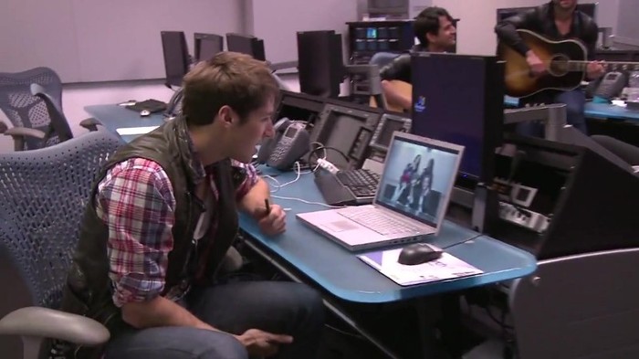 CAMBIO 879 - Demilush - Therealdemilovato Youtube Channel Screencaptures - Cambio oo2