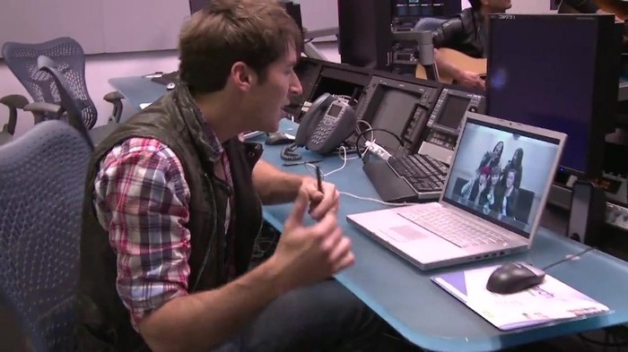 CAMBIO 887 - Demilush - Therealdemilovato Youtube Channel Screencaptures - Cambio oo2