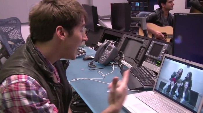 CAMBIO 897 - Demilush - Therealdemilovato Youtube Channel Screencaptures - Cambio oo2