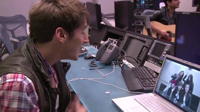 CAMBIO 899 - Demilush - Therealdemilovato Youtube Channel Screencaptures - Cambio oo2