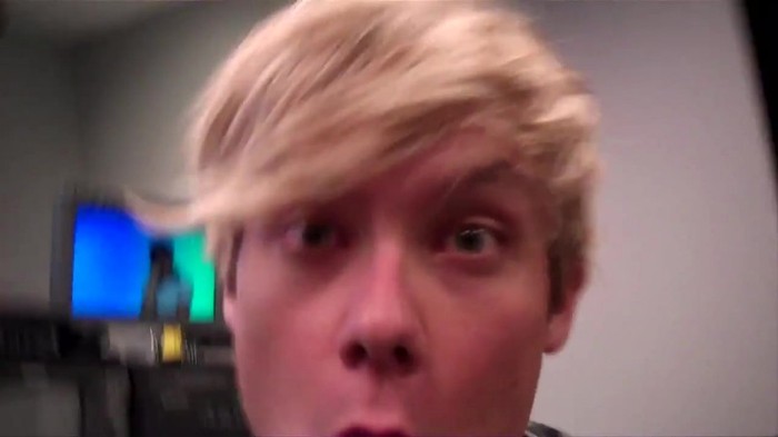 CAMBIO 937 - Demilush - Therealdemilovato Youtube Channel Screencaptures - Cambio oo2