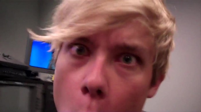 CAMBIO 939 - Demilush - Therealdemilovato Youtube Channel Screencaptures - Cambio oo2