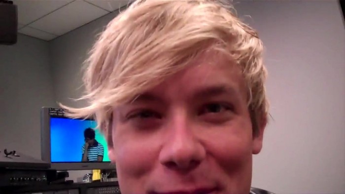 CAMBIO 947 - Demilush - Therealdemilovato Youtube Channel Screencaptures - Cambio oo2