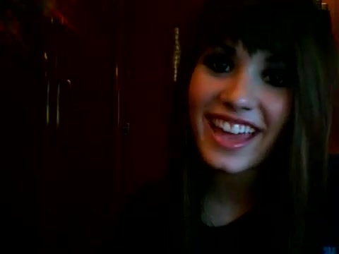 checkin\' in! 008 - Demilush - Therealdemilovato Youtube Channel Screencaptures - Checkin in 1