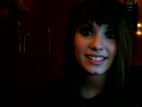 checkin\' in! 102 - Demilush - Therealdemilovato Youtube Channel Screencaptures - Checkin in 1
