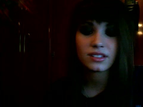 checkin\' in! 124 - Demilush - Therealdemilovato Youtube Channel Screencaptures - Checkin in 1