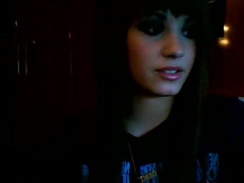 checkin\' in! 188 - Demilush - Therealdemilovato Youtube Channel Screencaptures - Checkin in 1