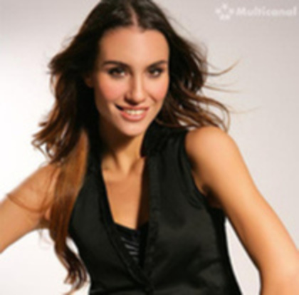 37992887_MGTALHTQP - poze cu paula murales celina martinez paz