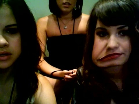 cheek malfunction 085