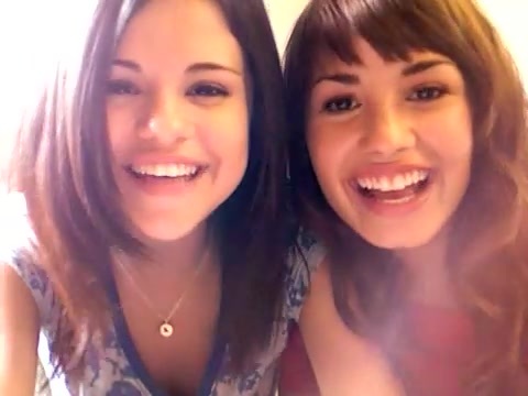 demi and selena BLOOPER!!! 010 - Demilush - Therealdemilovato Youtube Channel Screencaptures - Demi and Selena Blooper