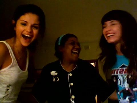 demi and selena guest 124 - Demilush - Therealdemilovato Youtube Channel Screencaptures - Demi and Selena guest