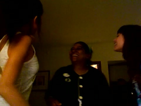 demi and selena guest 319