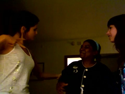 demi and selena guest 333