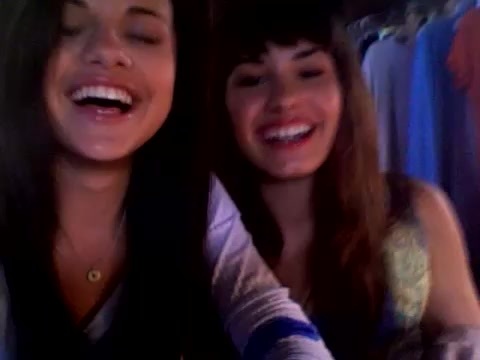 demi and selena response!! 124 - Demilush - Therealdemilovato Youtube Channel Screencaptures - Demi and Selena response Part oo1