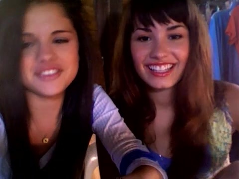 demi and selena response!! 137 - Demilush - Therealdemilovato Youtube Channel Screencaptures - Demi and Selena response Part oo1