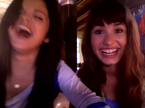 demi and selena response!! 499 - Demilush - Therealdemilovato Youtube Channel Screencaptures - Demi and Selena response Part oo2