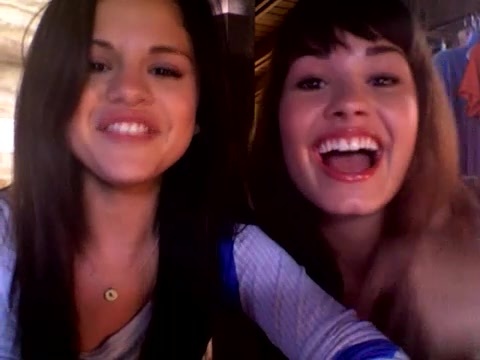 demi and selena response!! 995 - Demilush - Therealdemilovato Youtube Channel Screencaptures - Demi and Selena response Part oo3