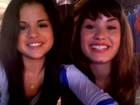 demi and selena response!! 1015