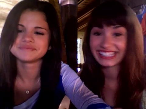 demi and selena response!! 568
