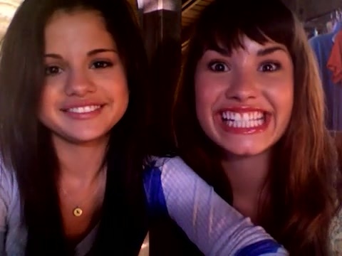 demi and selena response!! 1019