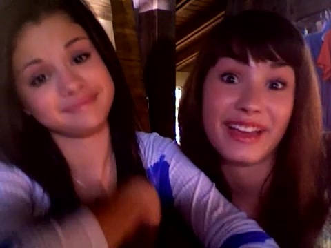 demi and selena response!! 602