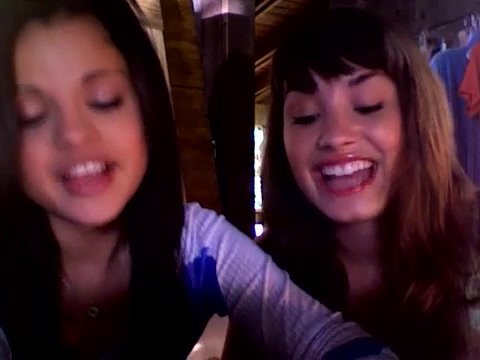 demi and selena response!! 628
