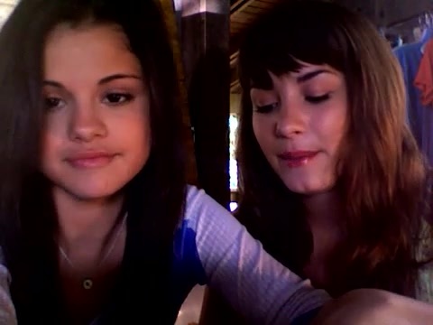 demi and selena response!! 659
