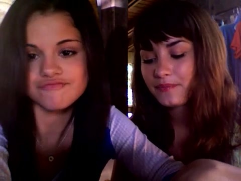 demi and selena response!! 660