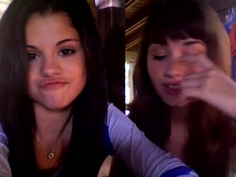 demi and selena response!! 668