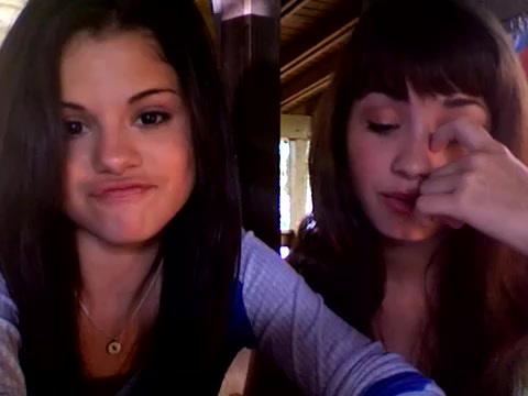 demi and selena response!! 674