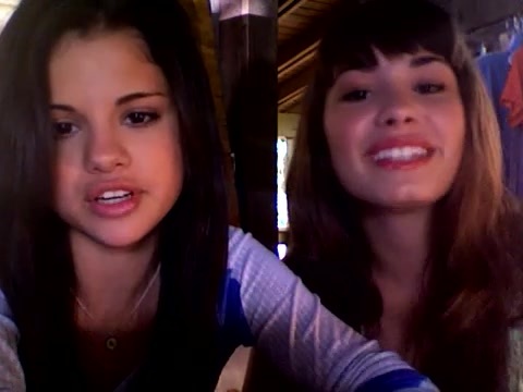 demi and selena response!! 692