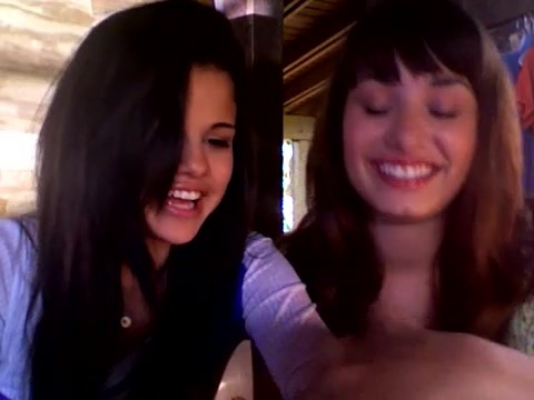 demi and selena response!! 353 - Demilush - Therealdemilovato Youtube Channel Screencaptures - Demi and Selena response Part oo1