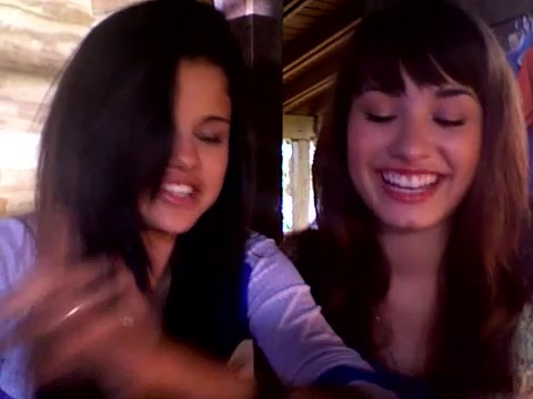 demi and selena response!! 354 - Demilush - Therealdemilovato Youtube Channel Screencaptures - Demi and Selena response Part oo1