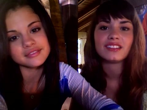 demi and selena response!! 749
