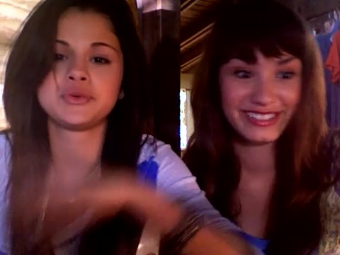 demi and selena response!! 401 - Demilush - Therealdemilovato Youtube Channel Screencaptures - Demi and Selena response Part oo1
