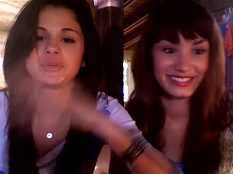demi and selena response!! 402 - Demilush - Therealdemilovato Youtube Channel Screencaptures - Demi and Selena response Part oo1