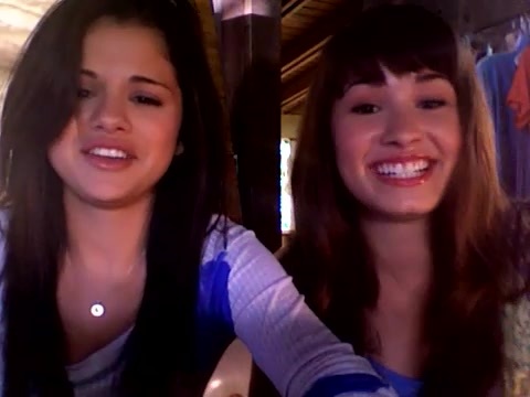 demi and selena response!! 418