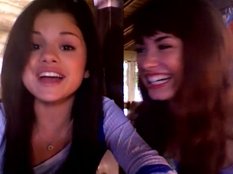 demi and selena response!! 448 - Demilush - Therealdemilovato Youtube Channel Screencaptures - Demi and Selena response Part oo1