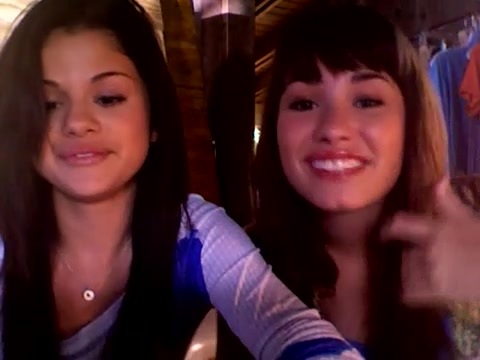 demi and selena response!! 470