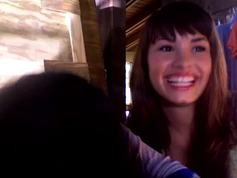 demi and selena response!! 863