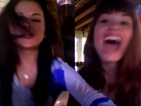 demi and selena response!! 872