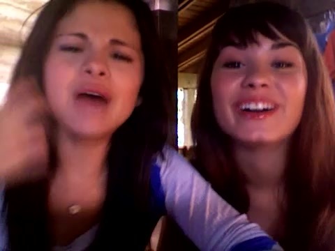 demi and selena response!! 880 - Demilush - Therealdemilovato Youtube Channel Screencaptures - Demi and Selena response Part oo2