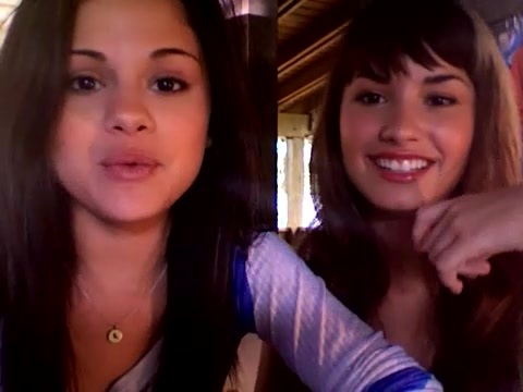 demi and selena response!! 899