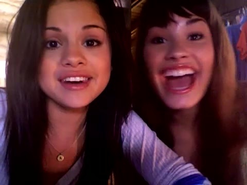 demi and selena response!! 913